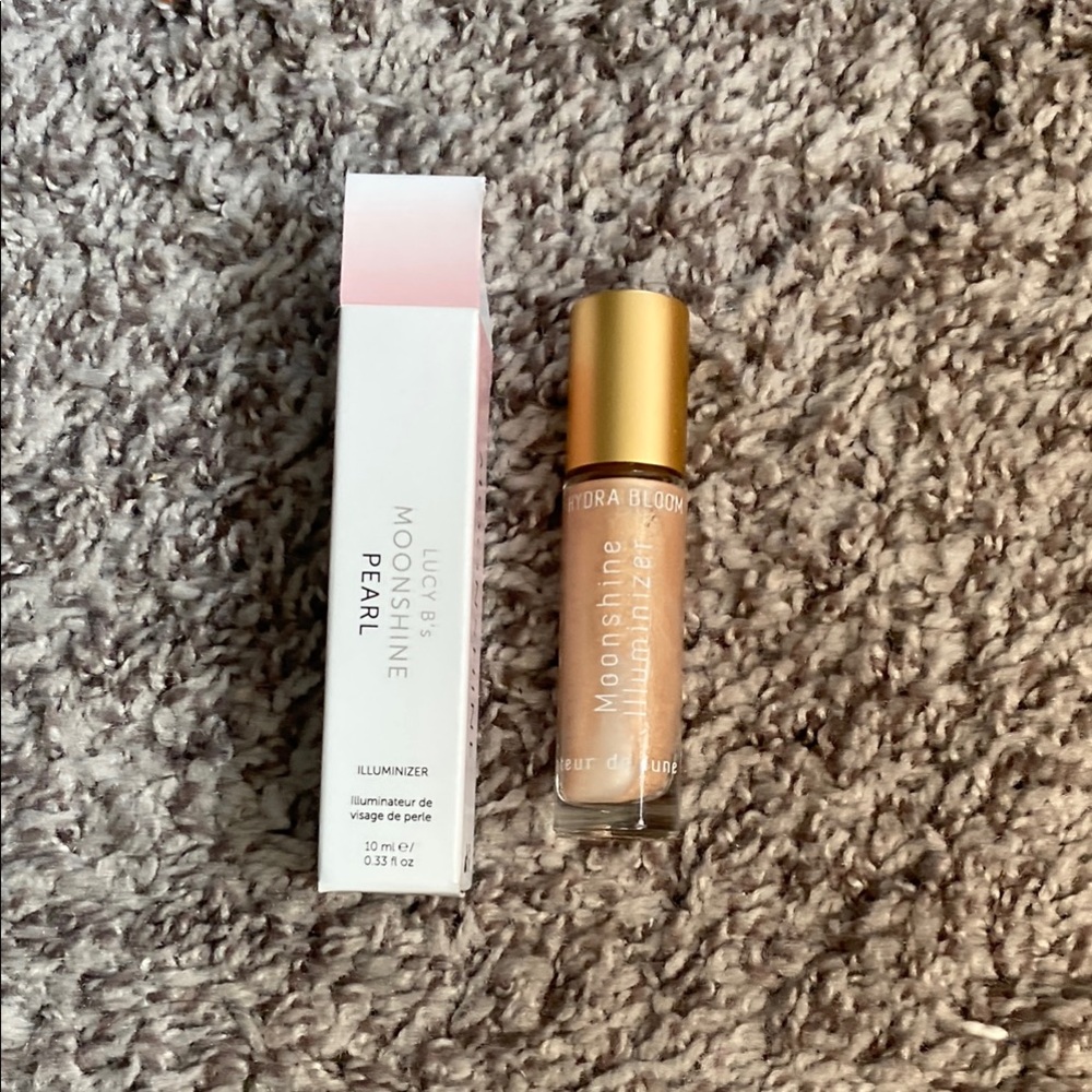 Lucy Moonshine Pearl Illuminizer - Gold